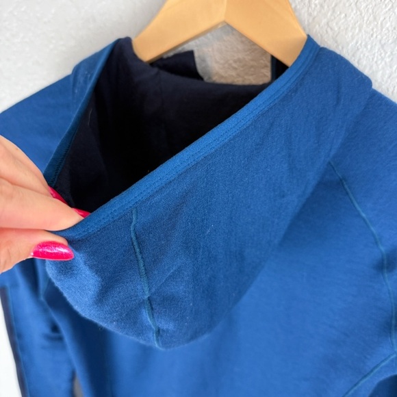 Icebreaker Atom Full Zip Hoodie, Blue M - Merino GT, Long Sleeve, Gorp, Wool - Picture 8 of 11